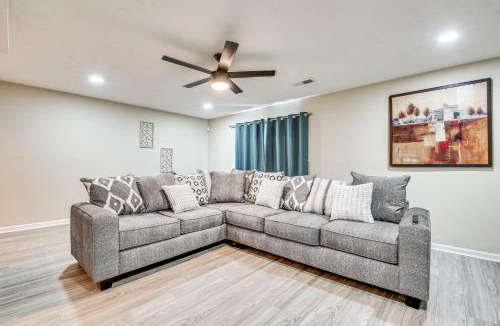 Smyrna House | Welcoming Townhome: 1/2 Mi to Downtown Smyrna