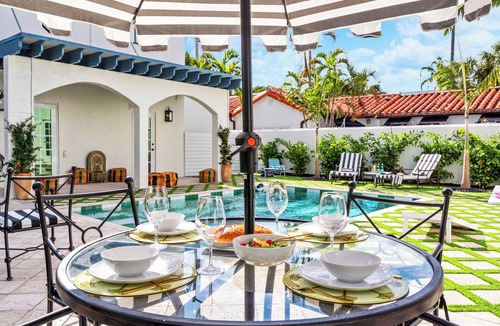 Old Northwood House | West Palm 3BR Moroccan Luxury Heated Pool