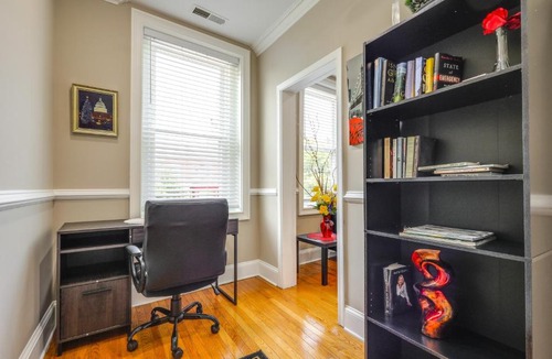 Bloomingdale Apartment | WFH in DC! Rowhouse Unit w/Office & Deck By HU