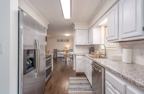 Hot Springs Village House | Whether You Want to Relax or Be Active, The Cove on Coronado Has It All!