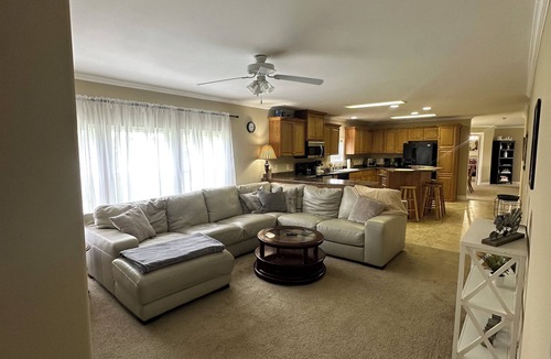 Tea House | Whispering Springs - Beautiful 4-bedroom house with AC in charming Owensville