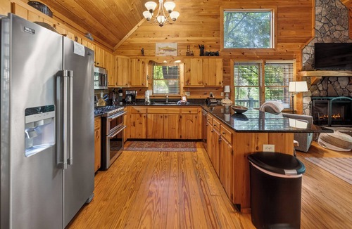 Epworth Cabin | Wild Water Lodge | Hot Tub | Fish From Cabin | Pool Table