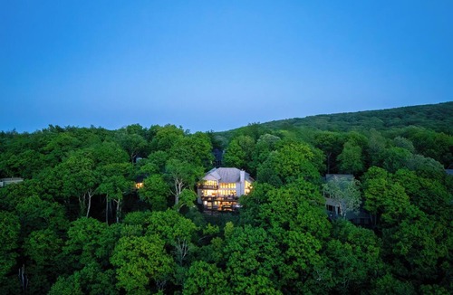Nellysford House | Wildbriar Lodge Luxe 6BR, 6k SqFt Theater, 2xGameRoom, Karaoke, Sunset Views