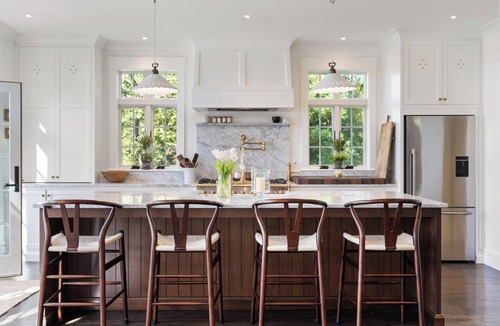 Forest Beach House | Windover Cottage - Beautifully Decorated! Private Beach! Close to Town!