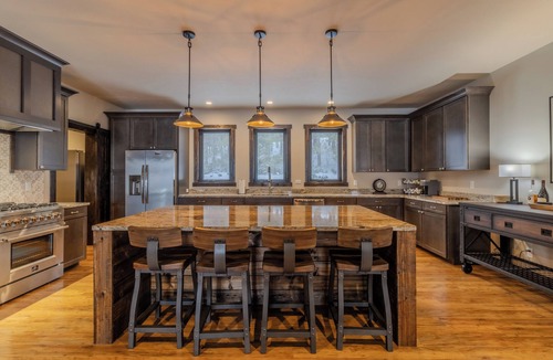Suttons Bay House | Wine Country Latitude. Northern Michigan Attitude