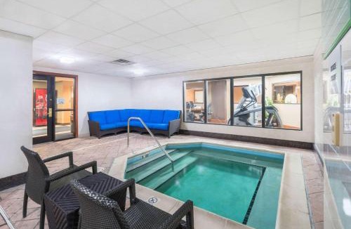 Lexington Hotel | Wingate by Wyndham (Lexington, VA)
