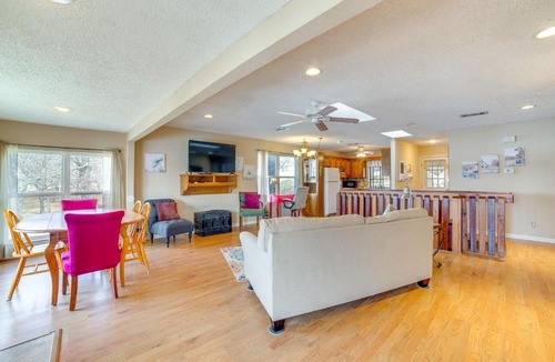 Winnsboro House | Winnsboro Lake Retreat: On-Site Swimming & Fishing