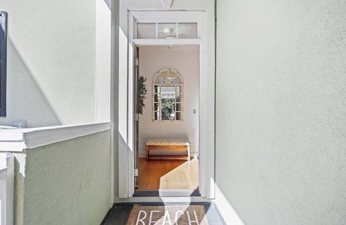 Seabrook Island House | WINTER RENTER AMENITIES INCLUDED 4 bdr Elevator 8500 monthly Seabrook Charleston