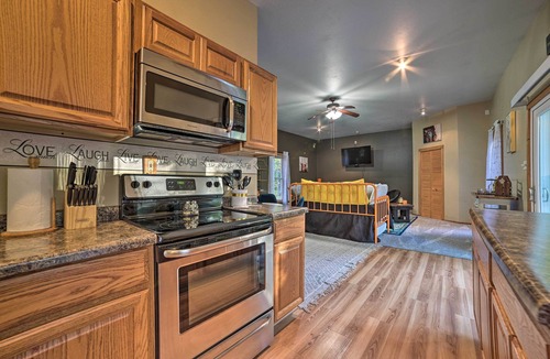 Frederic House | Winter Sports Haven! Ranch Near Hartwick Pines