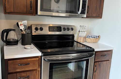 Wintergreen Condo | Wintergreen 1bed Condo, Walk to slopes, close to Hiking, Breweries, Wineries