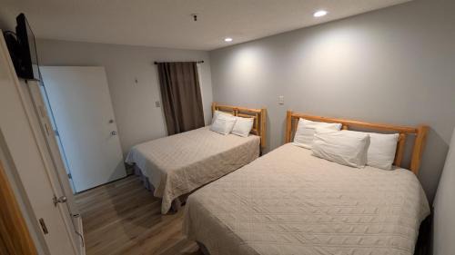 Ghent Apartment | Winterplace Ski in Ski out condo First Floor D105