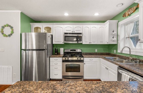 Zirconia Cottage | WNC oasis w/unique outdoor patio. Close to trails, waterfalls, more