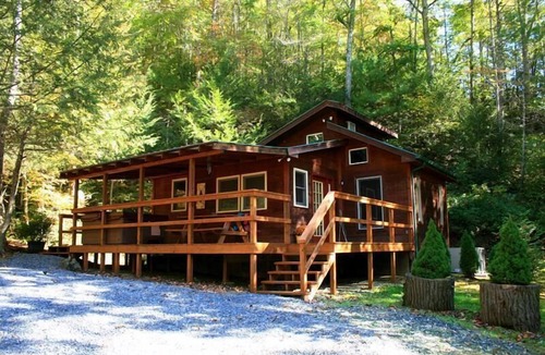 Del Rio Cabin | Wolfcreek Cabin/Secluded & Romantic/Hot Tub/Acreage Bordering National Forest