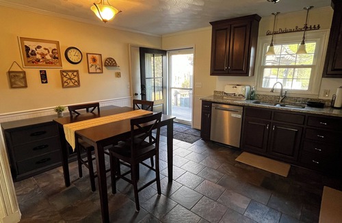 Hickory House | Wonderful 3-bedroom house with large fenced backyard in welcoming Granite Falls