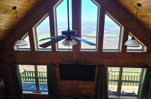 Schellsburg Cabin | Wonderful 3 bedroom cabin with new updates and breath taking views