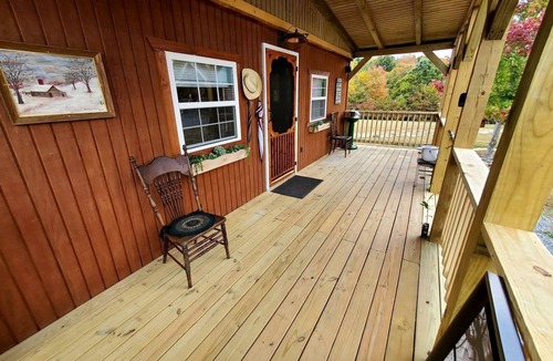 Liberty House | Wooden Rustic Cabin Great for Outdoor Activities in Liberty, Kentucky