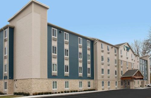 Cleveland Hotel | WoodSpring Suites Cleveland North