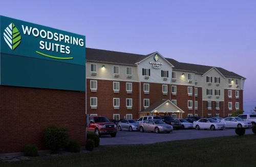 Clarksville Hotel | WoodSpring Suites Louisville Clarksville