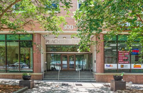 Downtown Atlanta House | World Cup Lodging Flat 10 to 14-Night Rate Short Walk to Arena