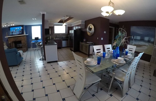 Kahnway Heights House | Wow! Across the street from the beach. Right on Atlantic Ave.