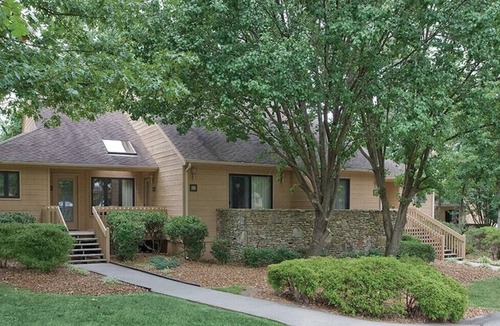 Fairfield Glade Resort | Wyndham Resort at Fairfield Glade, Tennessee-Lakes, Golf, Hiking, and More!