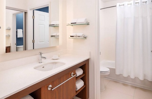 Arts/Warehouse District Hotel | You Found it! Contemporary 2BR Suite with Breakfast, Outdoor Pool, Pet-friendly!