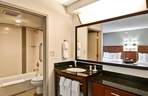 Gwinnett Place Hotel | Your Relaxing Getaway Awaits! 2 Units w/Free Breakfast near McDaniel Farm Park