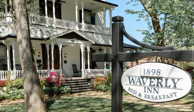1898 Waverly Inn