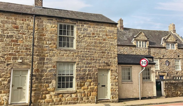 2 bedroom accommodation in Hexham
