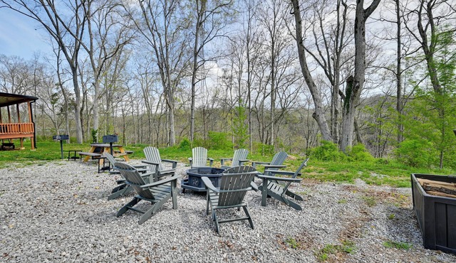 2 Cabins Near Lake Cumberland Boat Ramps!