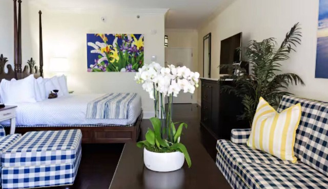 2 Double City | Inn at Pelican Bay | Breakfast + Beach Ride | 2 Units