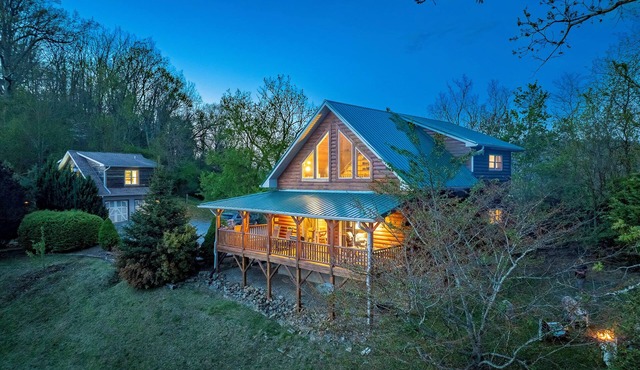 2-Homes at Smoky Mountain with Breathtaking Views