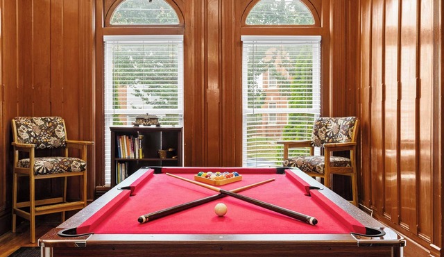 3BR Home w/Pool Table & FirePit | Best for Groups