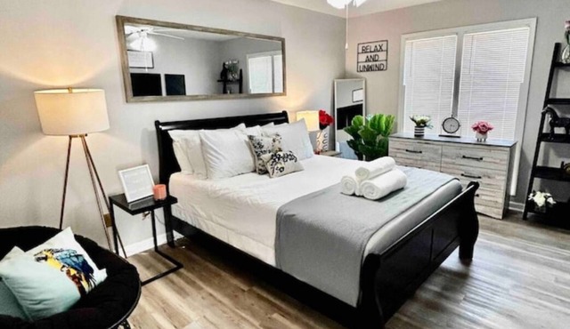 3BR Polo Themed Retreat