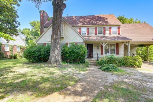 4 BD Family Home w/Yard & BBQ! in Memphis