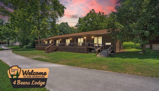4 Bears Lodge at Edgewater - Entire Lodge 6 Rooms