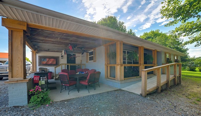 4 Mi to Boat Ramp! Ultimate Kentucky Lake Retreat