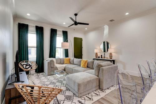 5BR retreat w Superdome views & private balcony