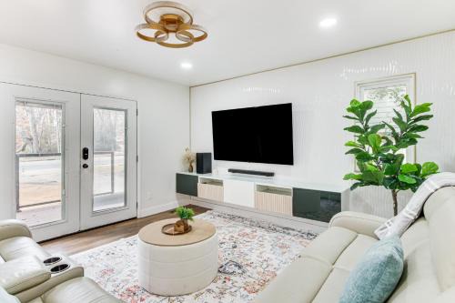 6 Mi to Spectrum Center: Spacious Getaway w/Deck