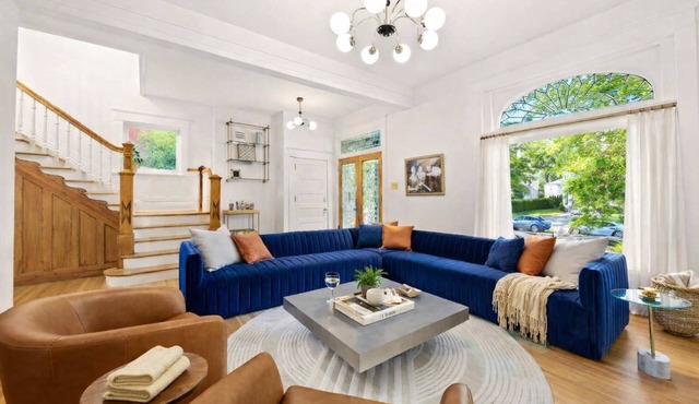 7BR unique gatsby-inspired mansion with game room!