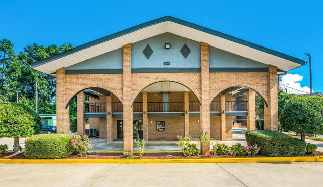 Americas Best Value Inn Stockbridge