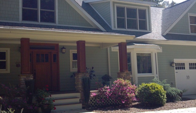 Arts And Crafts Home Close To Clemson, Golfing, Hiking, Boating And Rafting