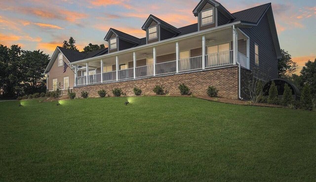 Backroads and Barrels Bourbon Trail Retreat