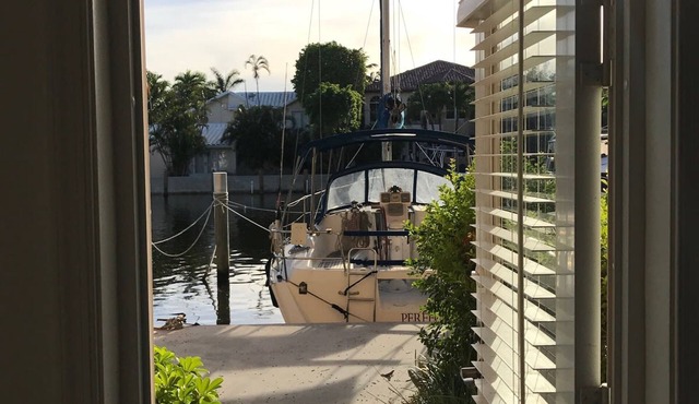 Beach Apt With Waterview in Las Olas Blvd