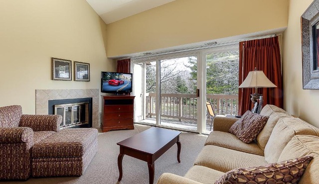 Beautiful 2 King BDR with a Loft Golf Course Condo 5569