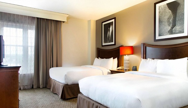 Beautifully Designed w/ Tranquil Ambiance!