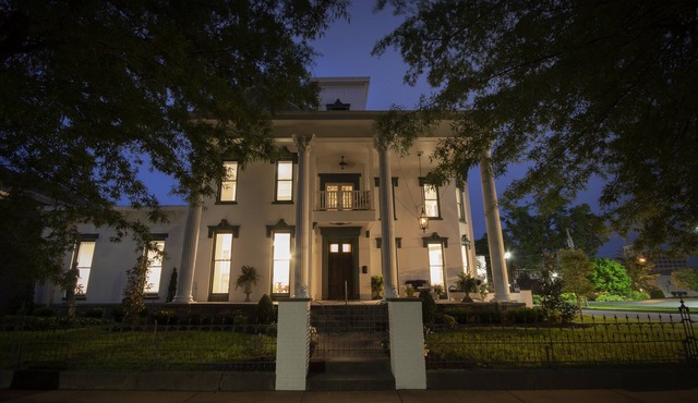 Belle Louise Historic Guest House
