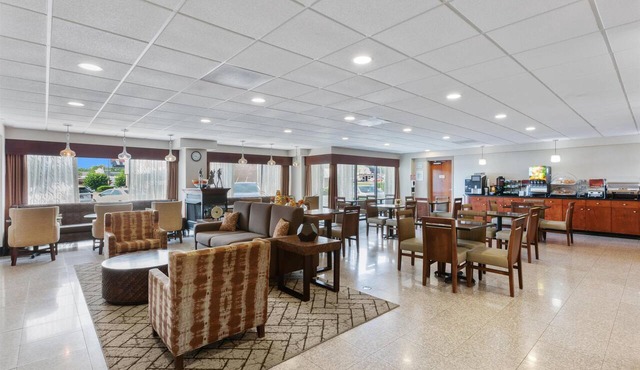 Best Western Plus Belle Meade Inn & Suites