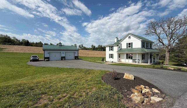 Big Run Farm | Scenic Mountain Retreat