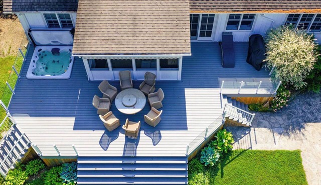 Birch Beach Lake House-Hot tub/Sauna, Lake Access in Goderich